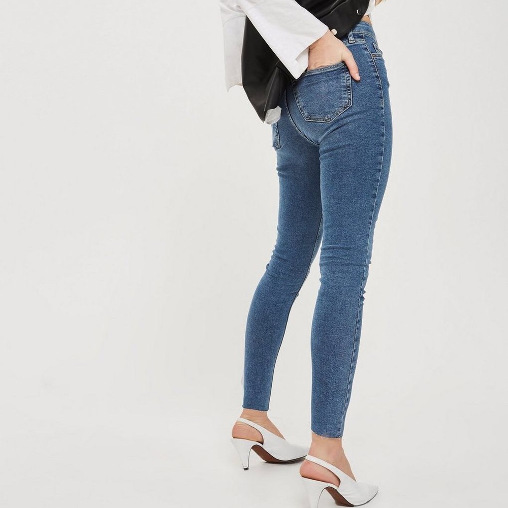 RAW HEM JAMIE JEANS